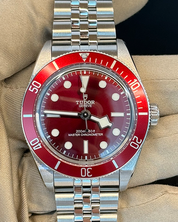 No Reserve - 2026 Tudor Black Bay 58 39MM Red Dial Steel Bracelet (7939A1A0RU)