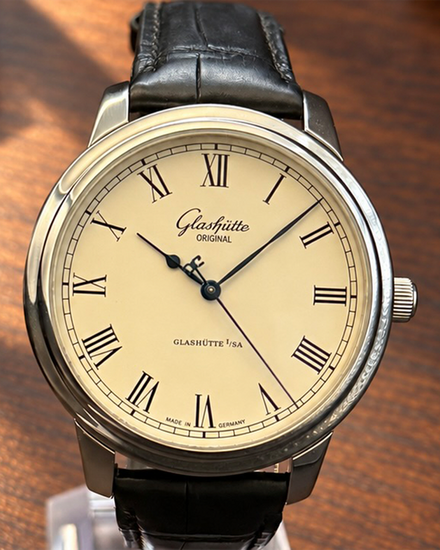 No Reserve - 2022 Glashütte Original Senator 40MM Silver Dial Leather Strap (1-39-59-01-02-04)