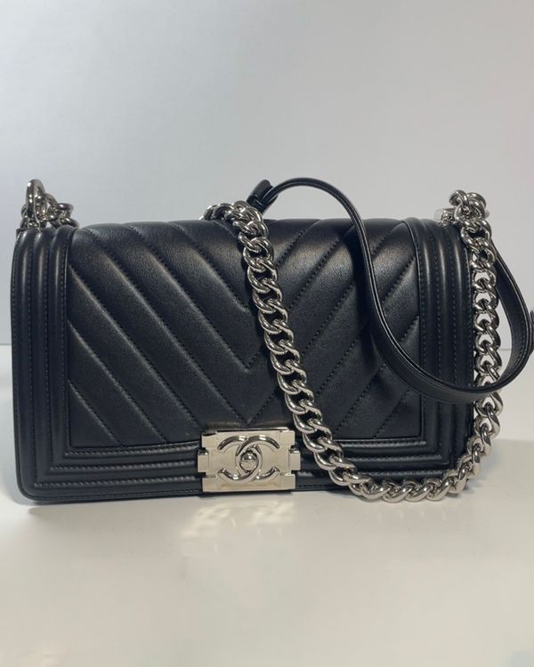 (WORKING) Chanel Boy