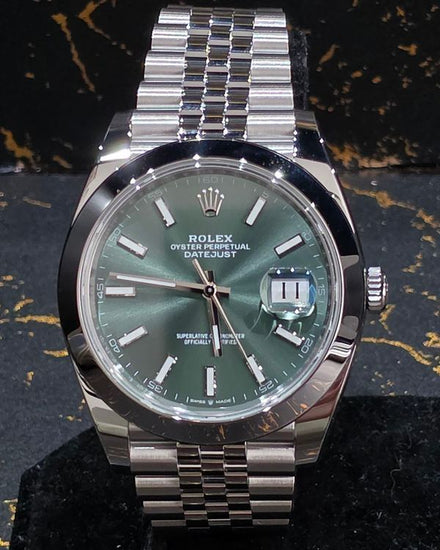 No Reserve - 2026 Rolex Datejust 41MM Green Dial Jubilee Bracelet (126300)