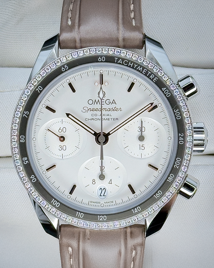No Reserve - 2023 Omega Speedmaster 38MM Silver Dial Leather Strap (324.38.38.50.02.001)