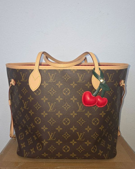 Louis Vuitton Neverfull LV Monogram Large Coated Canvas Gold-Tone Hardware Leather Strap (LV Monogram)