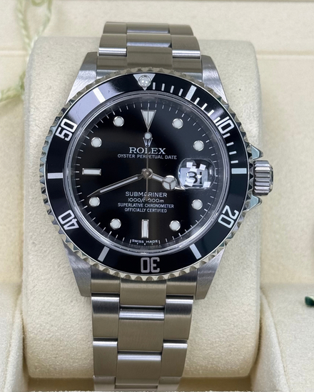 2009 Rolex Submariner Date 40MM Black Dial Oyster Bracelet (16610)