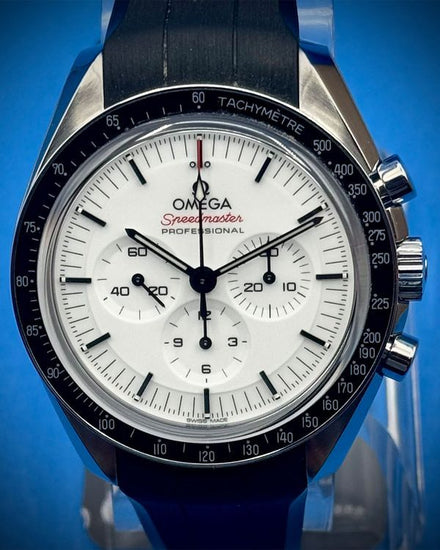 2026 Omega Speedmaster Professional Moonwatch 42MM White Dial Rubber Strap (310.32.42.50.04.001)