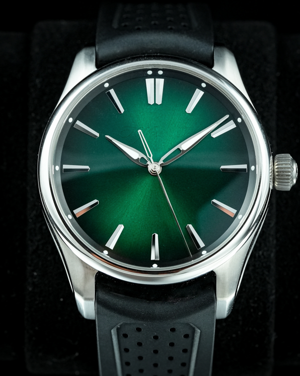 H. Moser & Cie Pioneer (3201-1201)