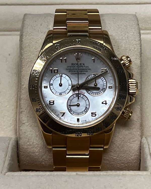 Rolex Cosmograph Daytona (116528)