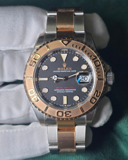 No Reserve - 2022 Rolex Yacht-Master 40MM Black Dial Two-Tone Oyster Bracelet (126621)