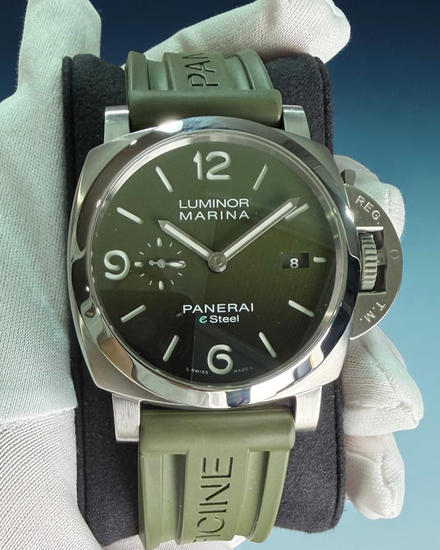 No Reserve - 2022 Panerai Luminor Marina 44MM Green Dial Rubber Strap (PAM01356)