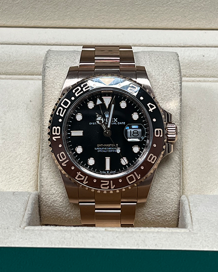 Rolex GMT-Master II "Rootbeer" 40MM Black Dial Rose Gold Oyster Bracelet (126715CHNR)