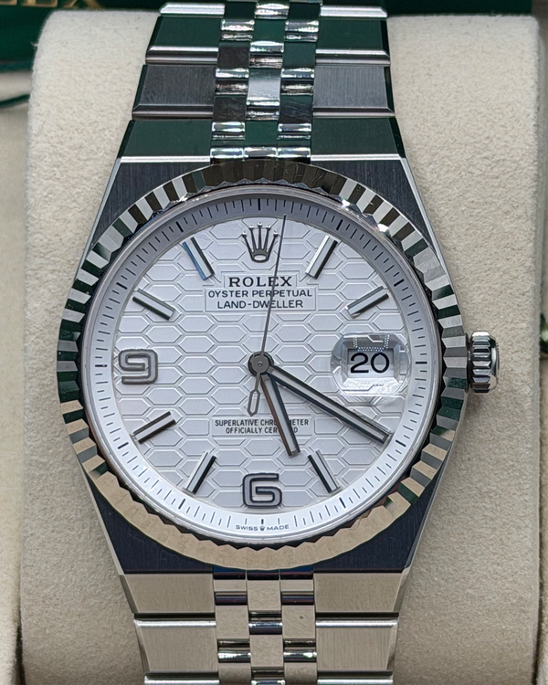 Rolex Land-Dweller (127334)
