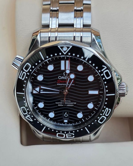 2021 Omega Seamaster Diver 300M 42MM Black Dial Steel Bracelet (210.30.42.20.01.001)