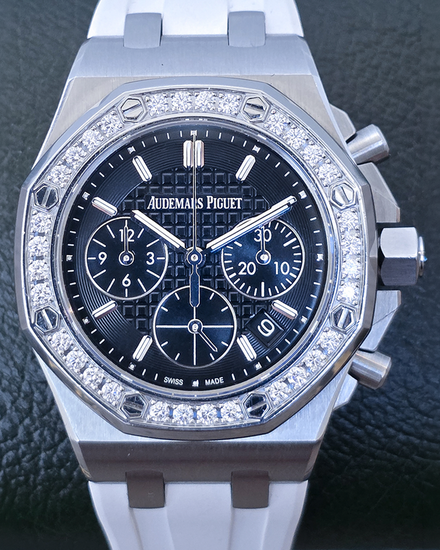 2017 Audemars Piguet Royal Oak Offshore Chronograph 37MM Black Dial Rubber Strap (26231ST.ZZ.D002CA.01)