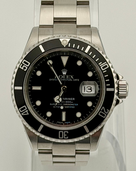 No Reserve - 2005 Rolex Submariner Date 40MM Black Dial Oyster Bracelet (16610)