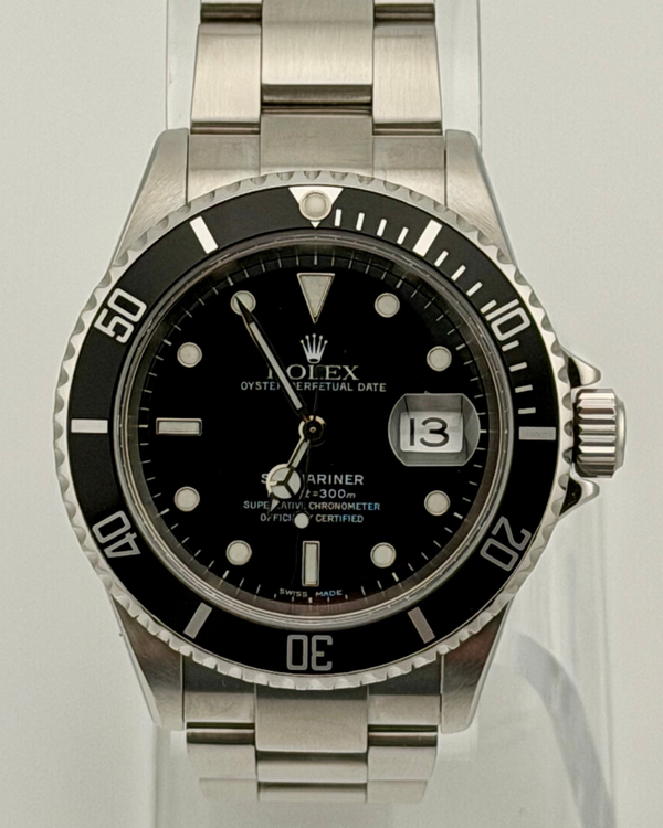 No Reserve - 2005 Rolex Submariner Date 40MM Black Dial Oyster Bracelet (16610)