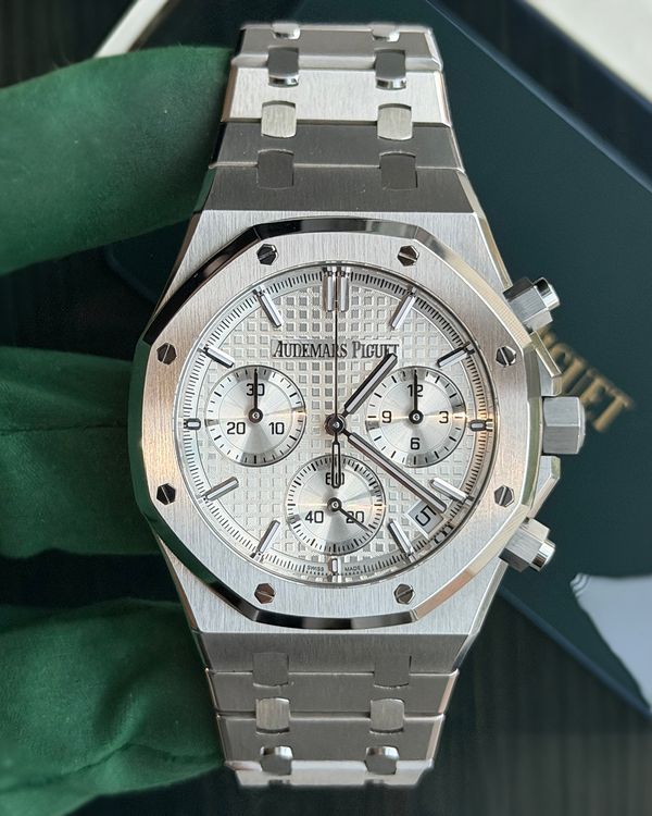 2022 Audemars Piguet Royal Oak Chronograph 41MM Silver Dial Steel Bracelet (26240ST.OO.1320ST.07)