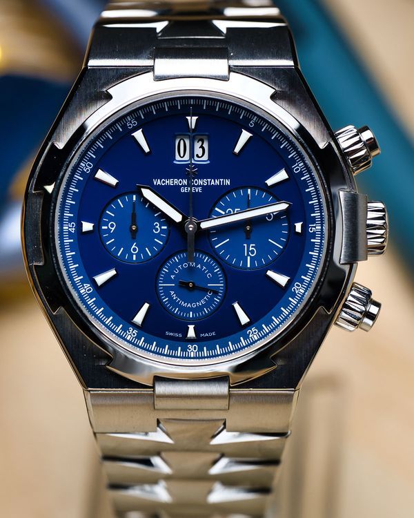 2021 Vacheron Constantin Overseas Chronograph 42MM Blue Dial Steel Bracelet (49150/B01A-9745)