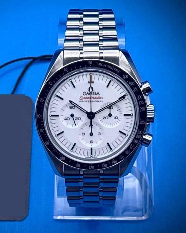 2025 Omega Speedmaster Professional Moonwatch 42MM White Dial Steel Bracelet (310.30.42.50.04.001)