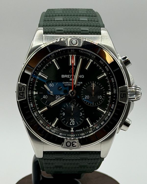 2026 Breitling Chronomat VB01 42MM Green Dial Rubber Strap (AB0134101L2S1)