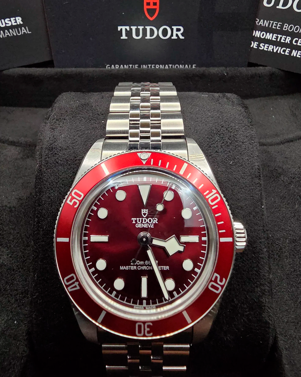 2025 Tudor Black Bay 58' 39MM Burgundy Dial Steel Bracelet (7939A1A0RU)