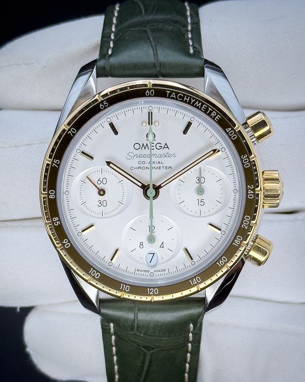 2020 Omega Speedmaster 38' 38MM Silver Dial Leather Strap (324.23.38.50.02.001)