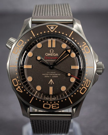 2026 Omega Seamaster Diver 300M 007 James Bond Edition "No Time To Die" 42MM Brown Dial Titanium Bracelet (210.90.42.20.01.001)