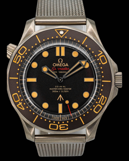 2025 Omega Seamaster Diver 300M 007 Edition 42MM Brown Dial Titanium Bracelet (210.90.42.20.01.001)