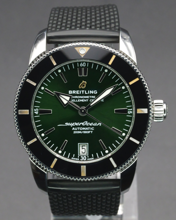 No Reserve - 2022 Breitling Superocean Heritage B20 Automatic 42MM Green Dial Rubber Strap (AB2010121L1S1)
