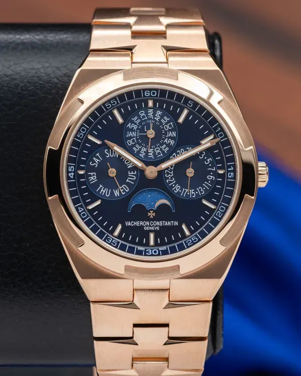 2020 Vacheron Constantin Overseas Perpetual Calendar 41.5MM Blue Dial Rose Gold Bracelet (4300V/000R-B509)