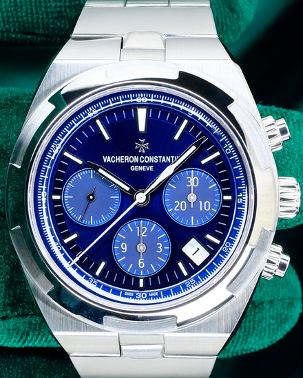 2022 Vacheron Constantin Overseas 42.5MM Blue Dial Steel Bracelet (5500V/110A-B148)