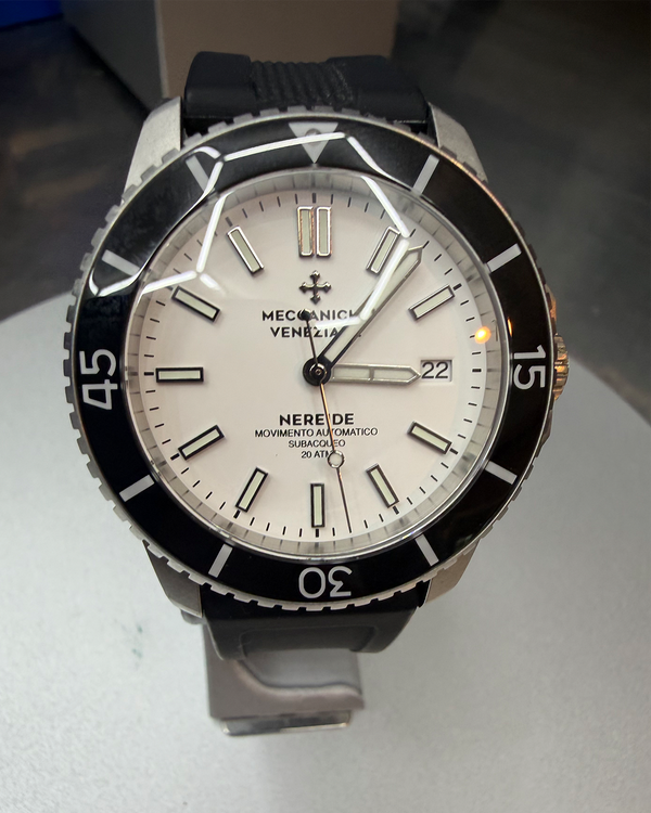 2020 Venezianico Nereide 42MM White Dial Rubber Strap (1302010)