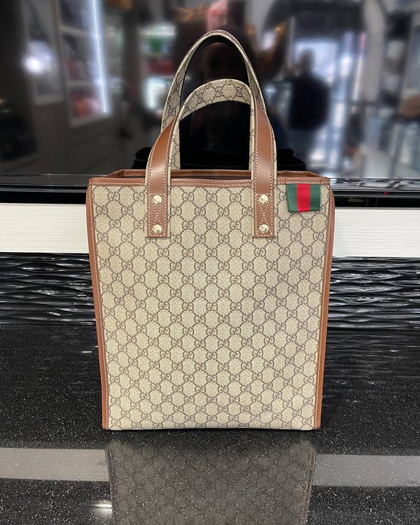 Gucci GG Supreme Tote Bag Medium Canvas Brown Gold Tone Hardware Leather Handles (Bag)