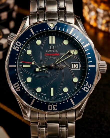 2006 Omega Seamaster "James Bond Casino Royale" L.E. 41MM Blue Dial Steel Bracelet (2226.80.00)
