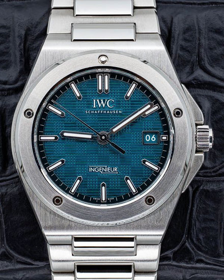2026 IWC Schaffhausen Ingenieur 40MM Teal Dial Steel Bracelet (IW328903)