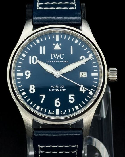 2022 IWC Schaffhausen Pilot 40MM Blue Dial Leather Strap (IW328203)