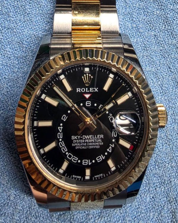 2019 Rolex Sky-Dweller 42MM Black Dial Two-Tone Oyster Bracelet (326933)