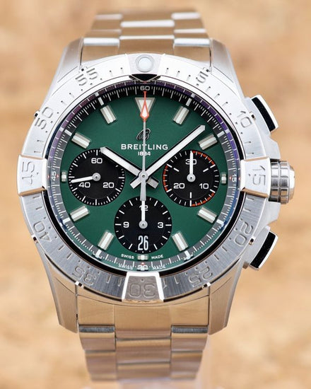 No Reserve - 2024 Breitling Avenger B01 Chronograph 42MM Green Dial Steel Bracelet (AB0146101L1A1)