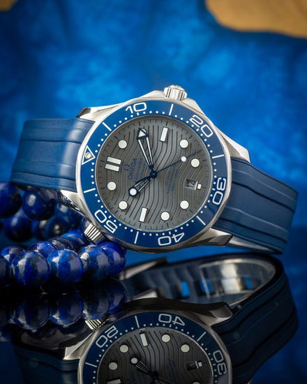 2023 Omega Seamaster Diver 300M 42MM Grey Dial Rubber Strap (210.32.42.20.06.001)