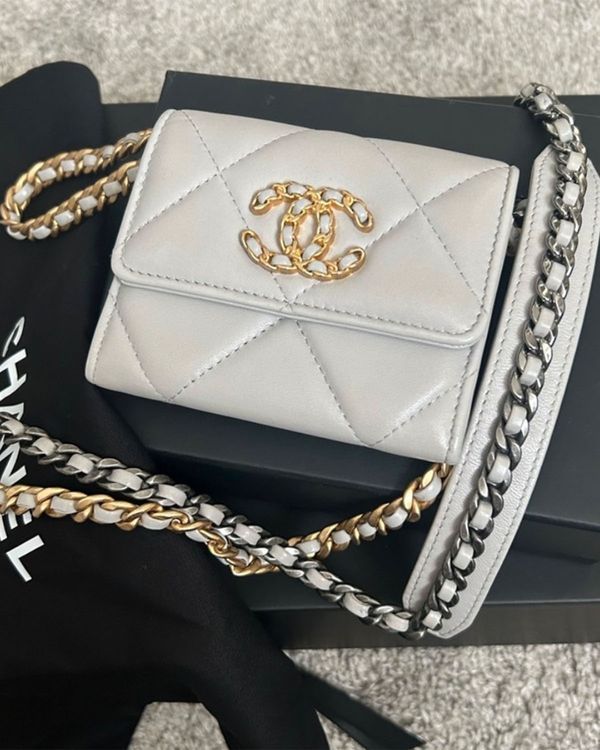 2021 Chanel 19 Mini Crossbody Grey Leather Two-Tone Steel Hardware (Bag)