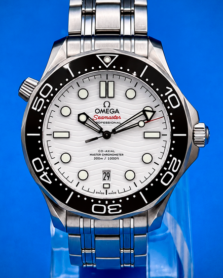 2021 Omega Seamaster Diver 300M 42MM White Dial Steel Bracelet (210.30.42.20.04.001)