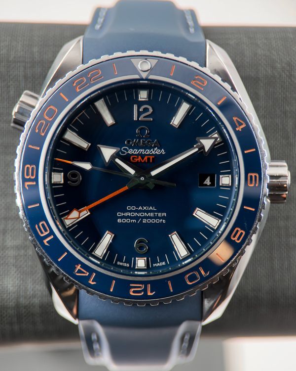 No Reserve - 2016 Omega Seamaster Planet Ocean 600M "GoodPlanet" 43.5MM Blue Dial Rubber Strap (232.32.44.22.03.001)