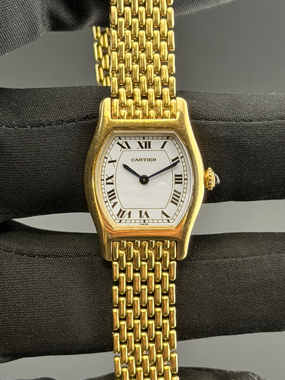 Cartier Tortue 22MM Ivory Dial Yellow Gold Bracelet (96067)