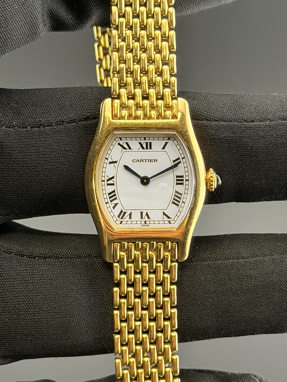 Cartier Tortue 22MM Ivory Dial Yellow Gold Bracelet (96067)