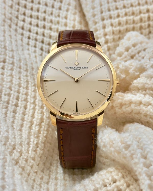 2010 Vacheron Constantin Patrimony Grand Taille 40MM Silver Dial Leather Strap (81180/000J-9118)
