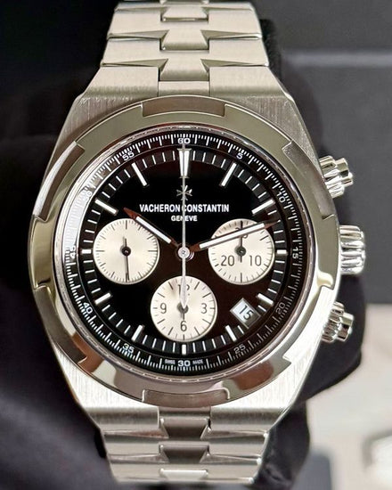 2022 Vacheron Constantin Overseas Chronograph "Panda" 42.5MM Black Dial Steel Bracelet (5500V/110A-B481)