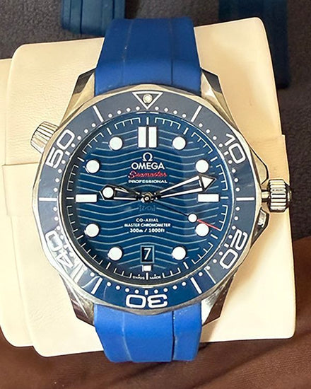 2023 Omega Seamaster Diver 300M 42MM Blue Dial Rubber Strap (210.32.42.20.03.001)
