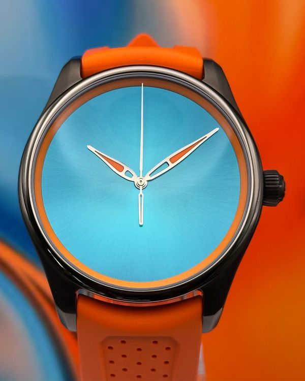 H. Moser & Cie Pioneer (3201-1205)
