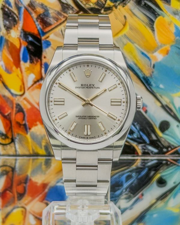 Rolex Oyster Perpetual (124300-0001)