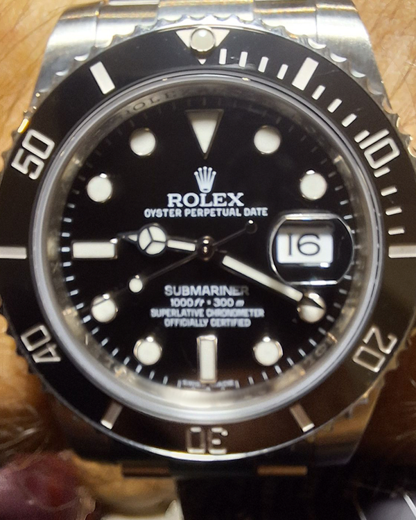 Rolex Submariner (116610LN)
