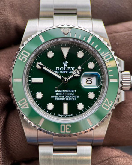 2018 Rolex Submariner Date "Hulk" 40MM Green Dial Oyster Bracelet (116610LV)