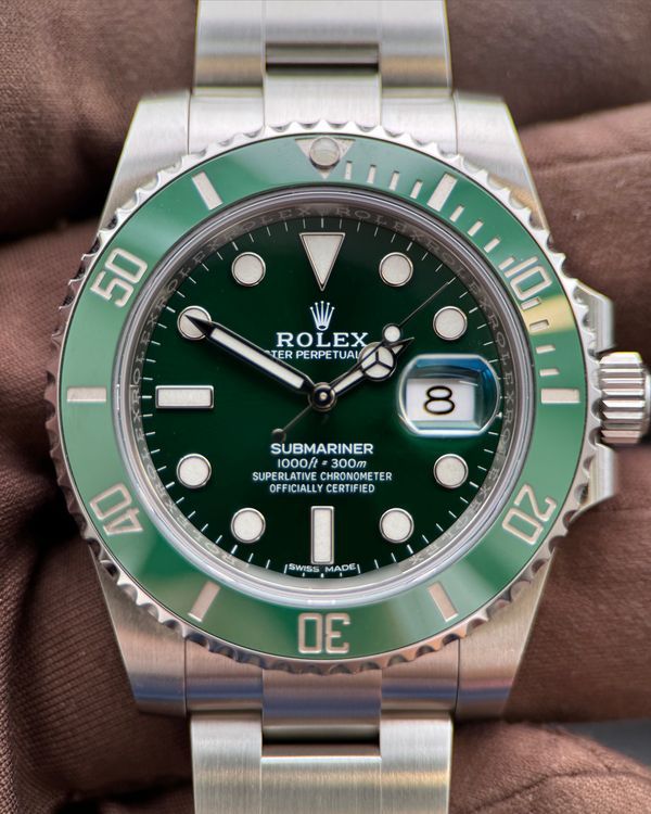 Rolex Submariner (116610LV)